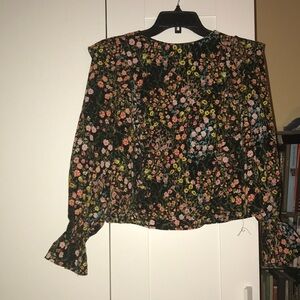 Zara floral blouse with cute details; great shape